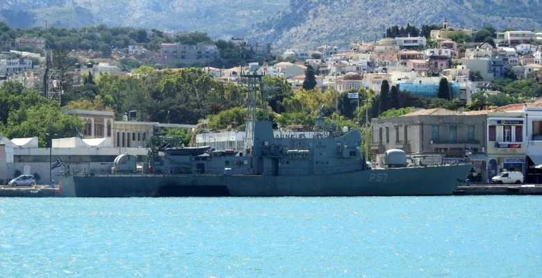 Ετοιμοπόλεμη! Η Κ/Φ ΚΑΣΟΣ (Ρ 57) κατέπλευσε στο λιμάνι της νήσου Χίου